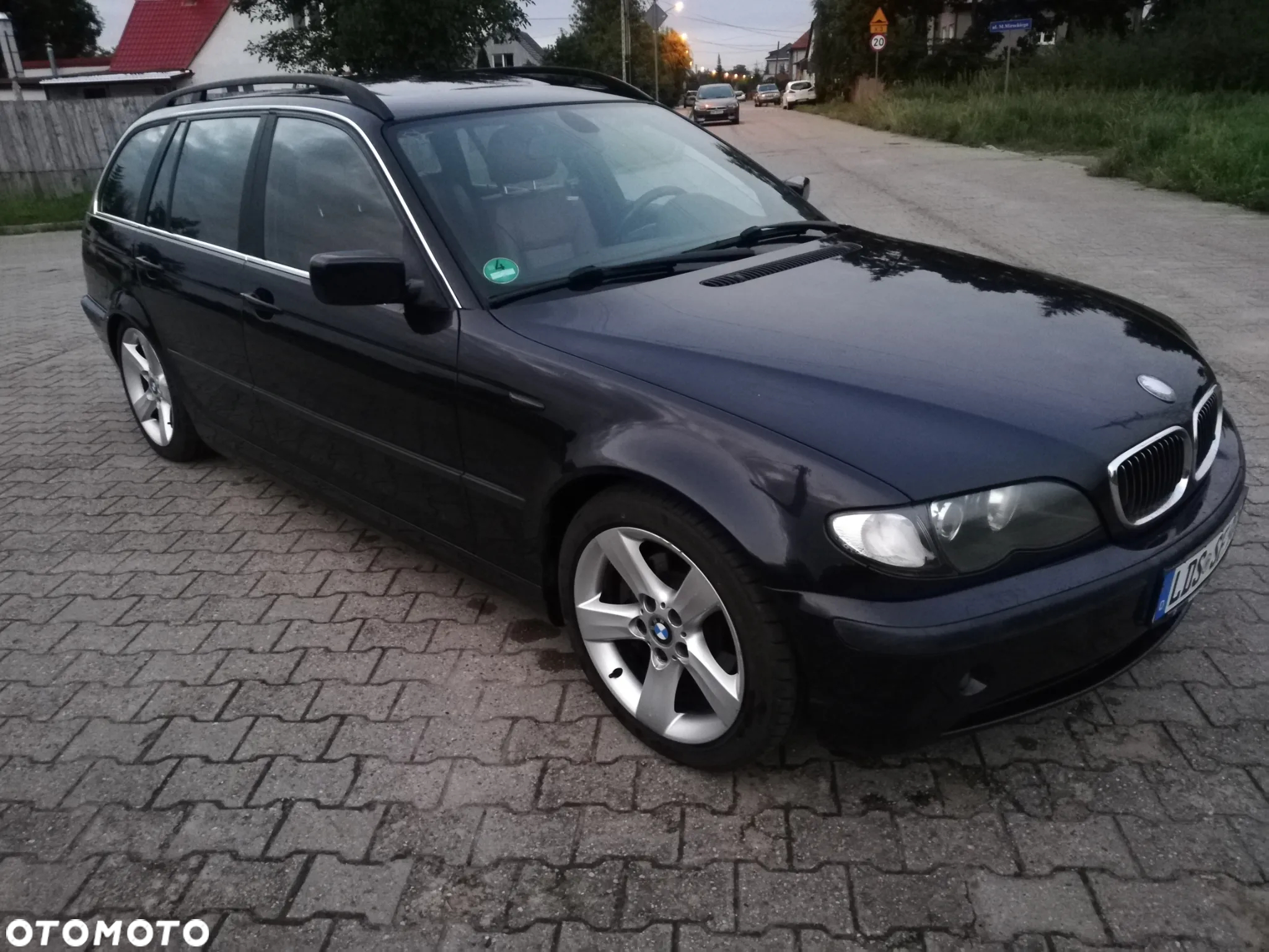 BMW Seria 3 320d Touring Edition Sport - 3