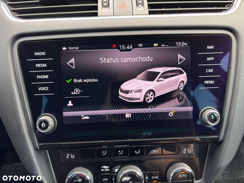 Skoda Octavia 2.0 TSI Ambition DSG - 28