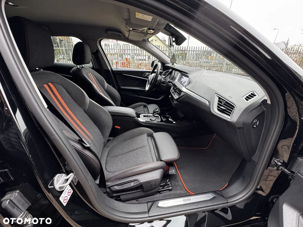 BMW Seria 1 118i Sport Line - 20