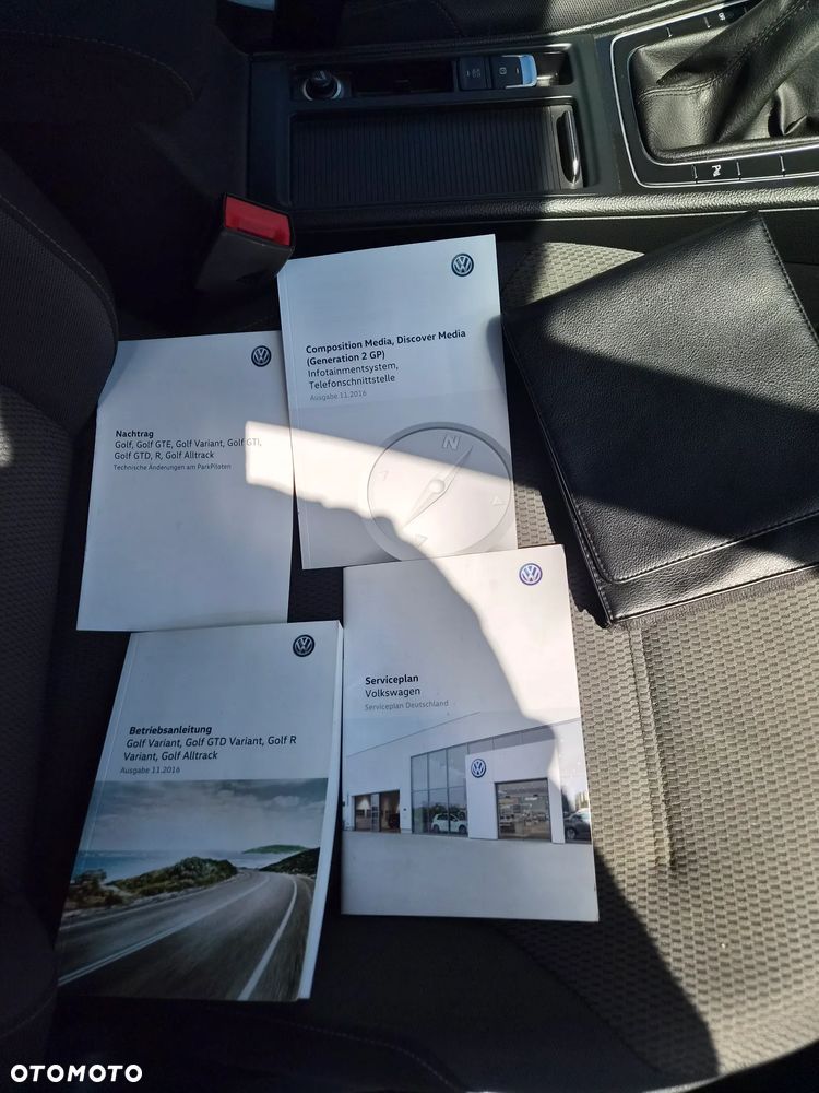 Volkswagen Golf - 16