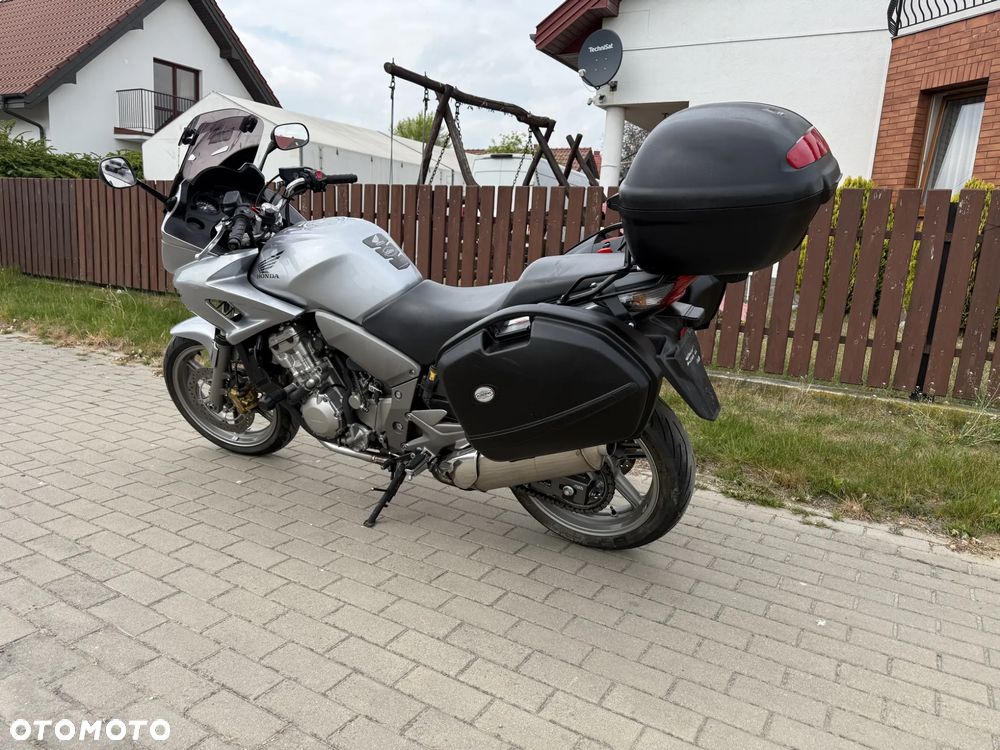 Honda CBF - 4