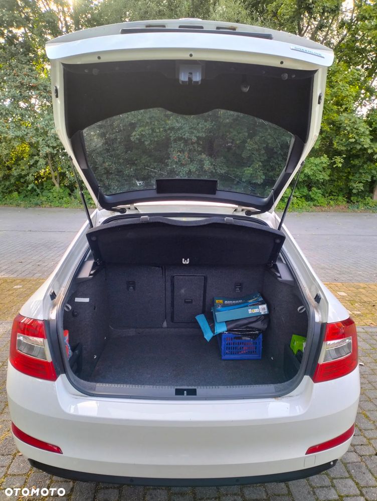 Skoda Octavia 1.6 TDI Greenline - 8
