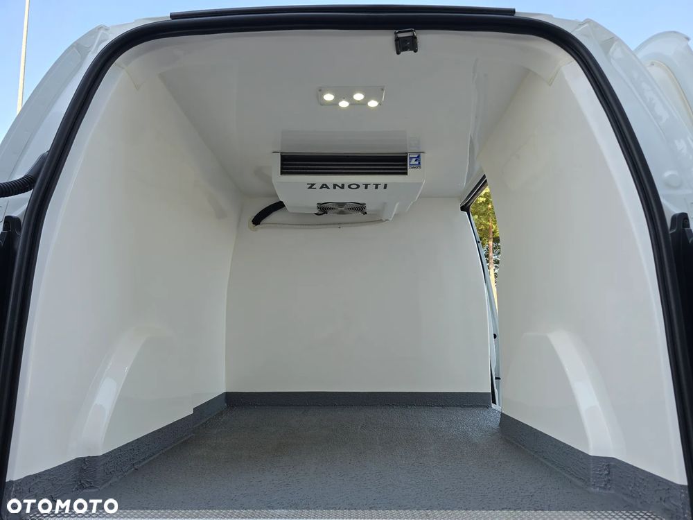 Peugeot PARTNER CHŁODNIA -20 CARPOL 29Tyś km SALON PL STAN JAK NOWY KLIMA ELEKTRYKA OPONY ZIMA LATO - 35