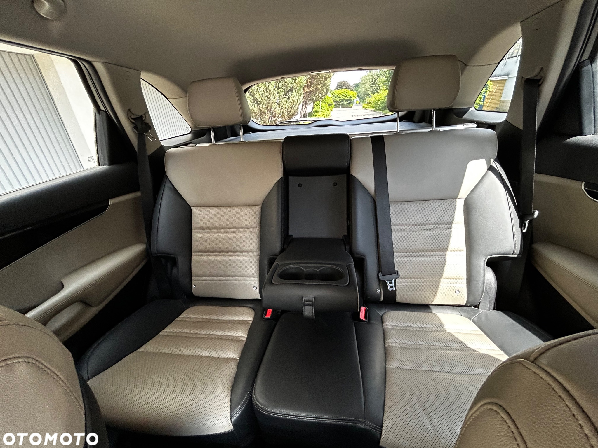 Kia Sorento 2.0 CRDI L - 12