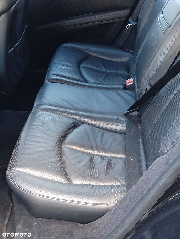 Mercedes-Benz Klasa E - 14