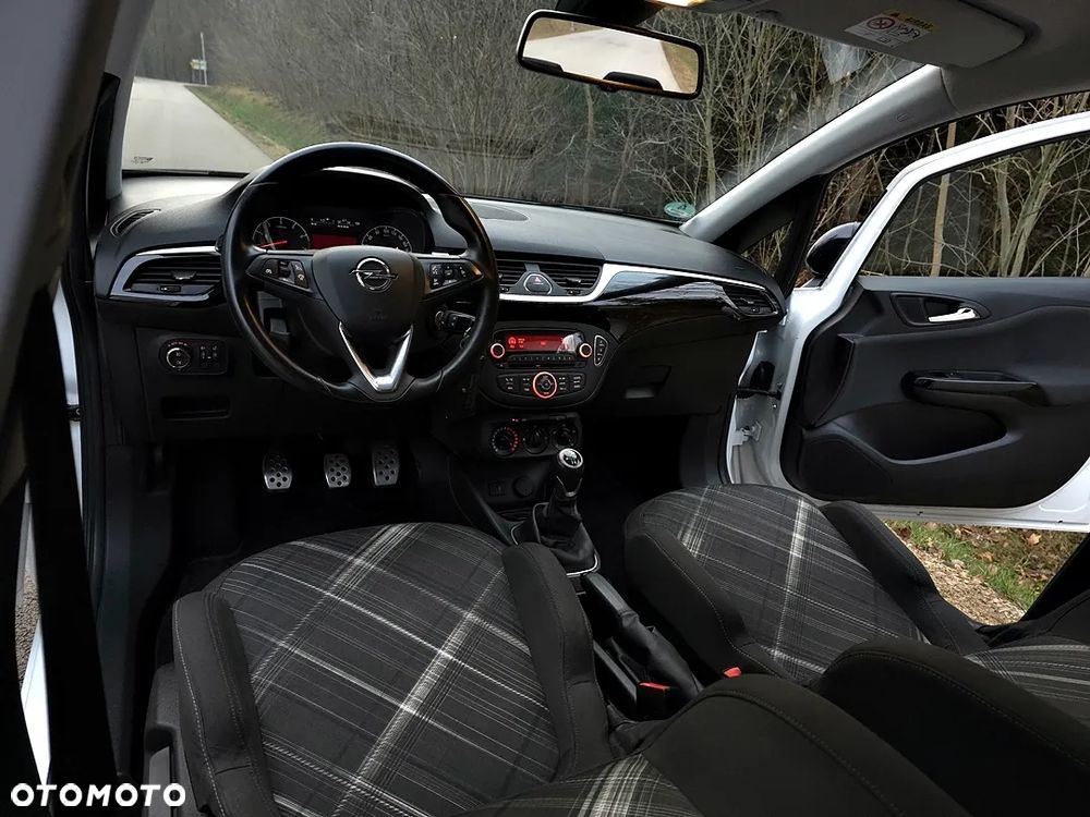 Opel Corsa 1.4 Cosmo - 38