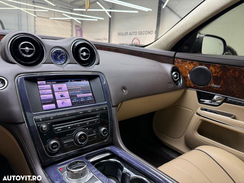 Jaguar XJ 3.0 V6 Kompressor AWD Langversion Premium Luxury - 9