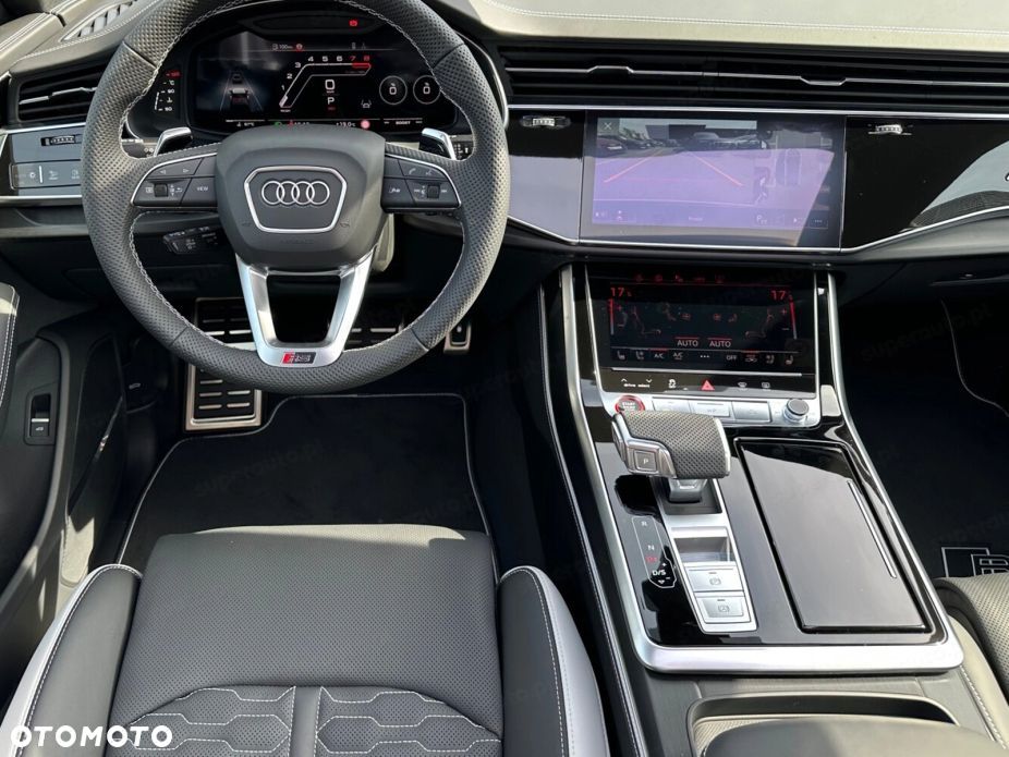 Audi RS Q8 - 10
