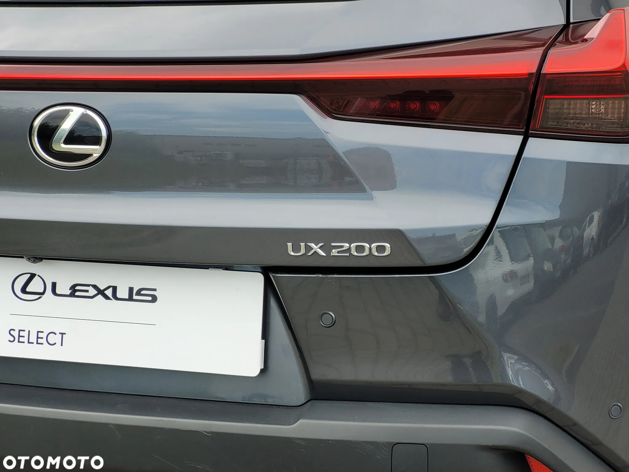Lexus UX 200 GPF Business Edition 2WD - 23