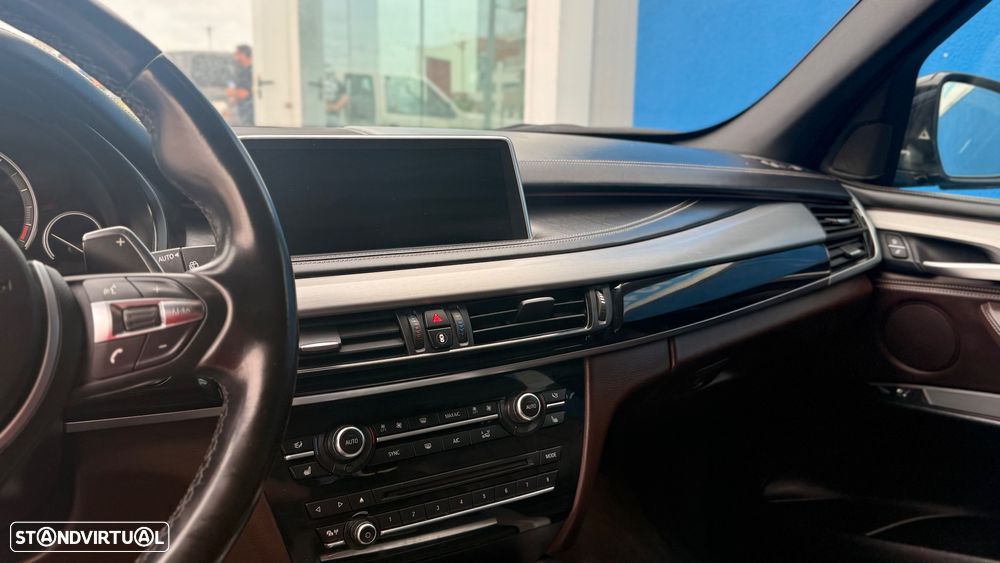 BMW X5 40e xDrive Pack M - 10