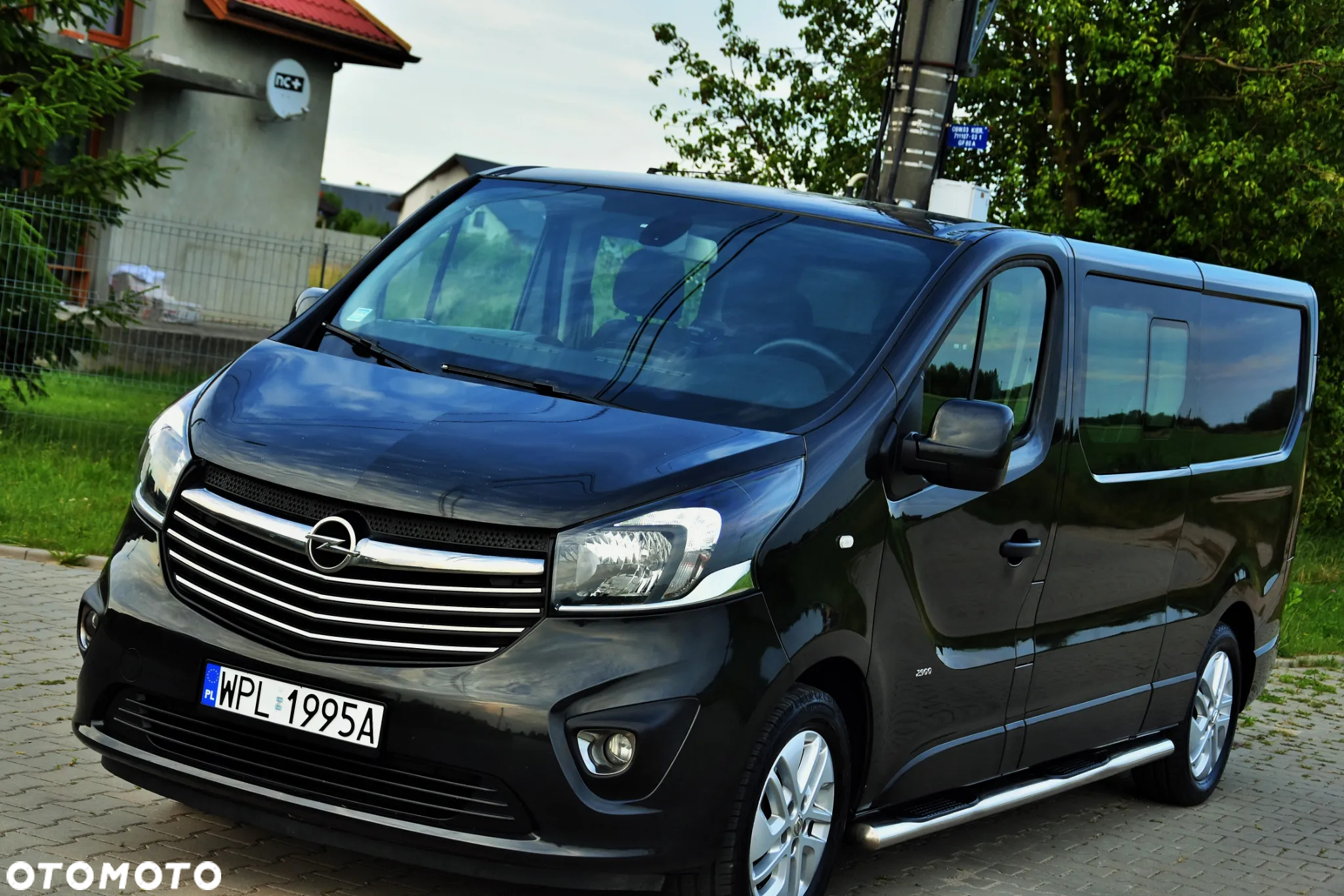 Opel Vivaro L2H1 2.9t Elegance - 6