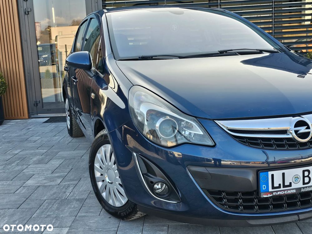 Opel Corsa 1.4 16V Cosmo - 17