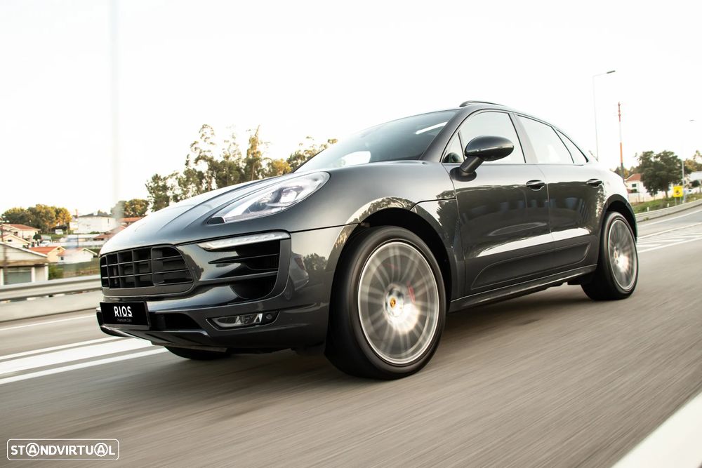 Porsche Macan GTS PDK - 32
