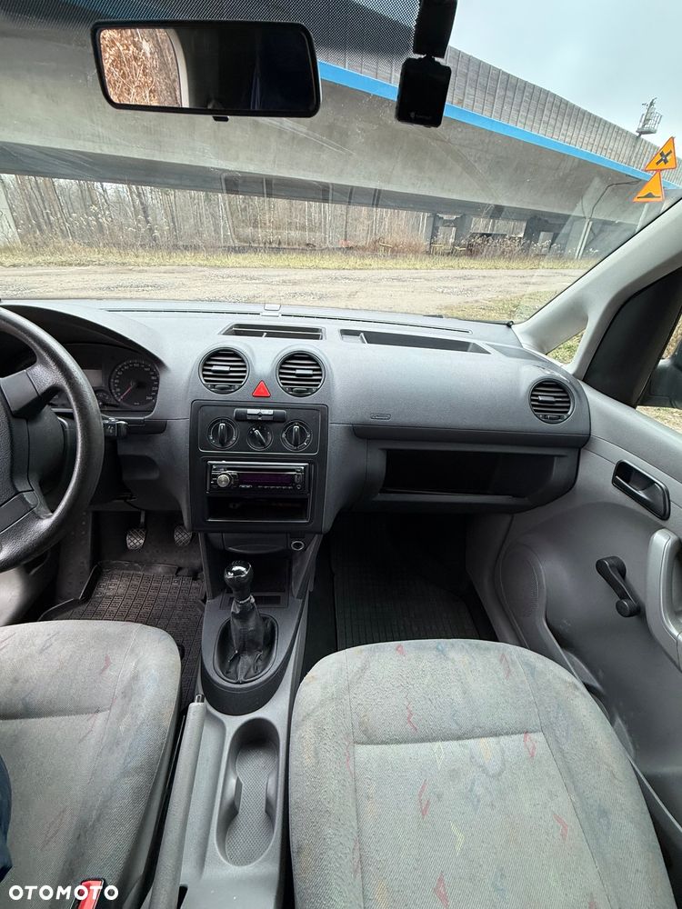 Volkswagen Caddy - 12