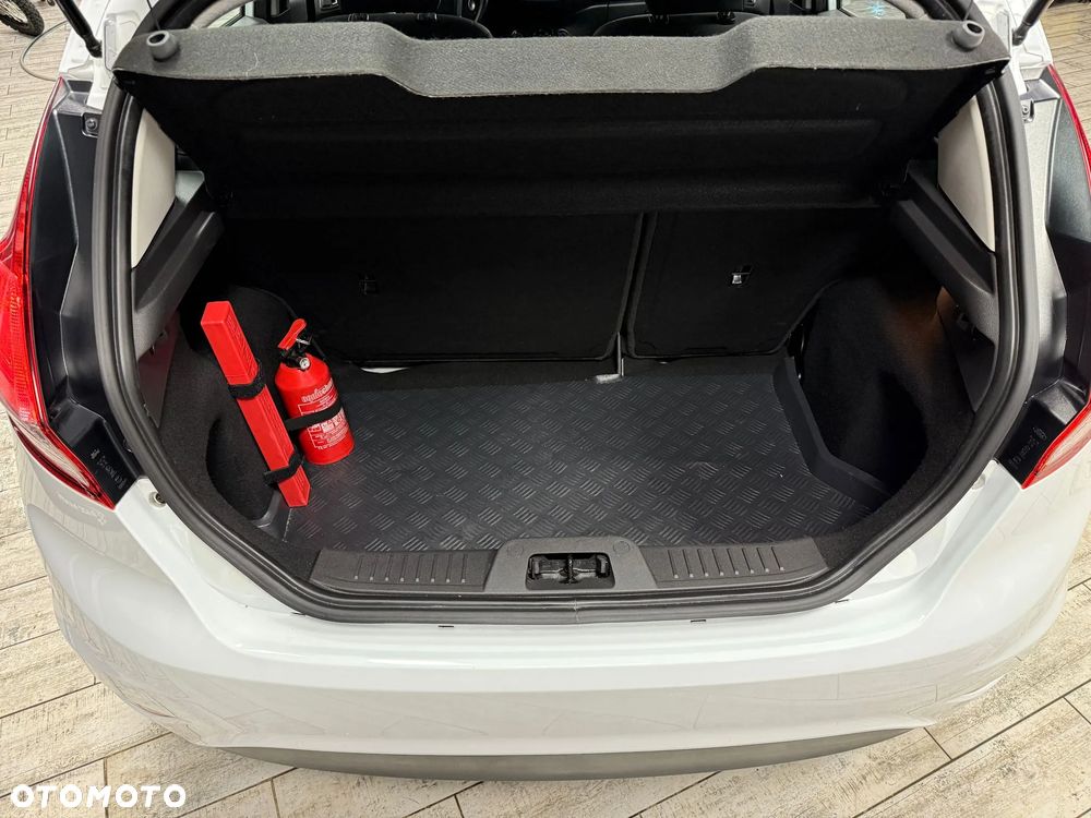 Ford Fiesta 1.25 Gold X - 12