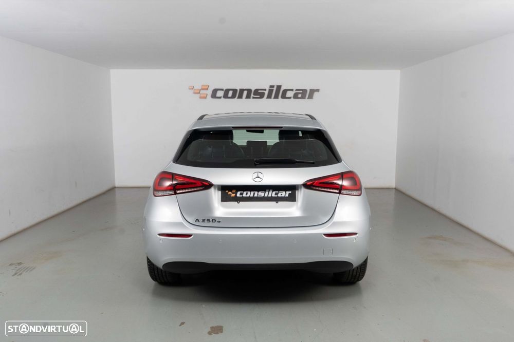 Mercedes-Benz A 250 e Style Plus - 6