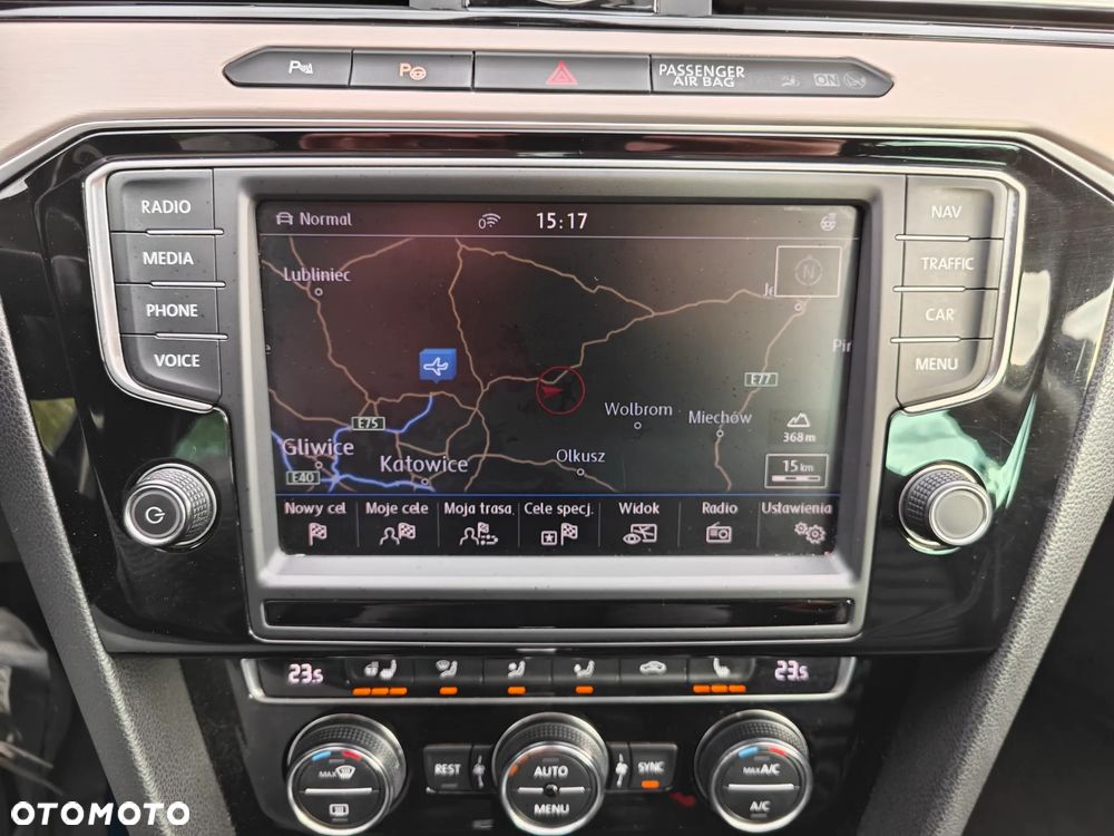 Volkswagen Passat Variant 2.0 TDI Bi-Turbo BMT 4Mot Highline DSG - 29