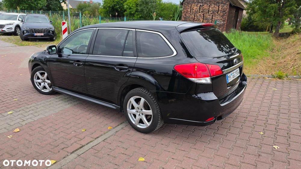 Subaru Legacy - 26