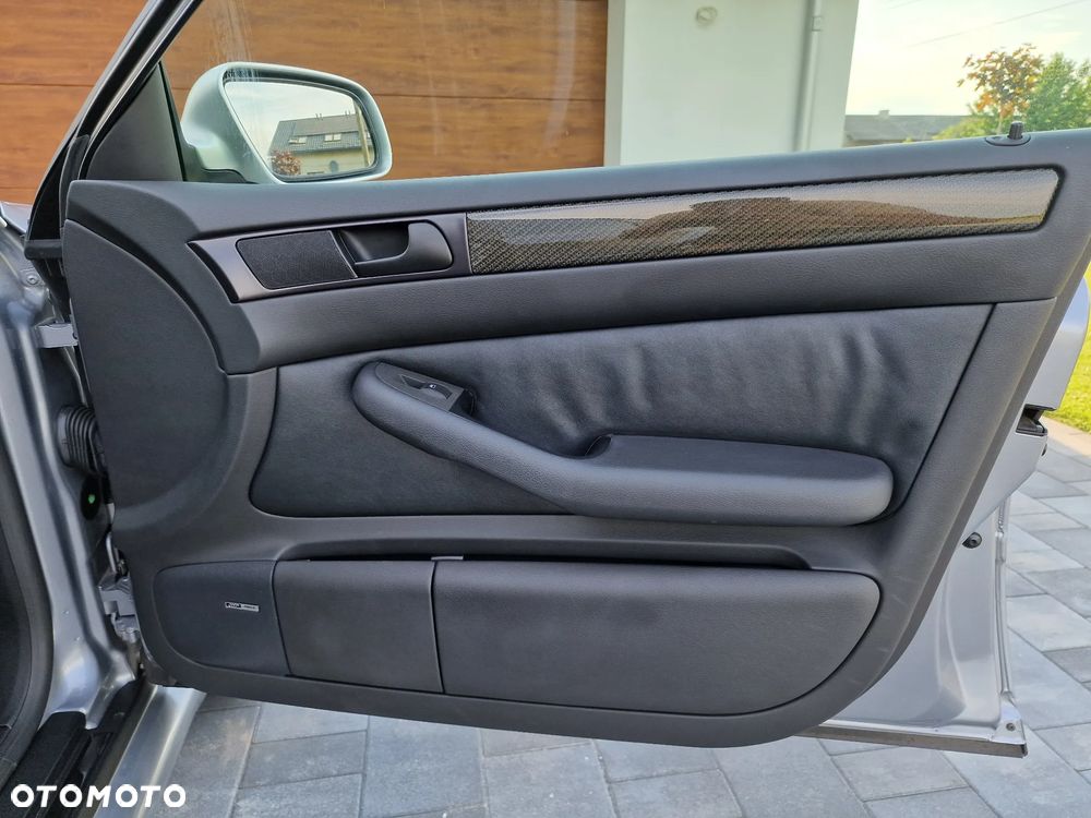 Audi RS6 4.2 Quattro Tiptr - 24