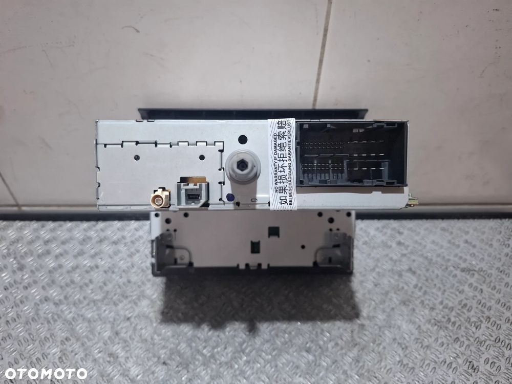 Radio Fiat Ducato III 2019 rok nr 07356930100 brak kodu - 4