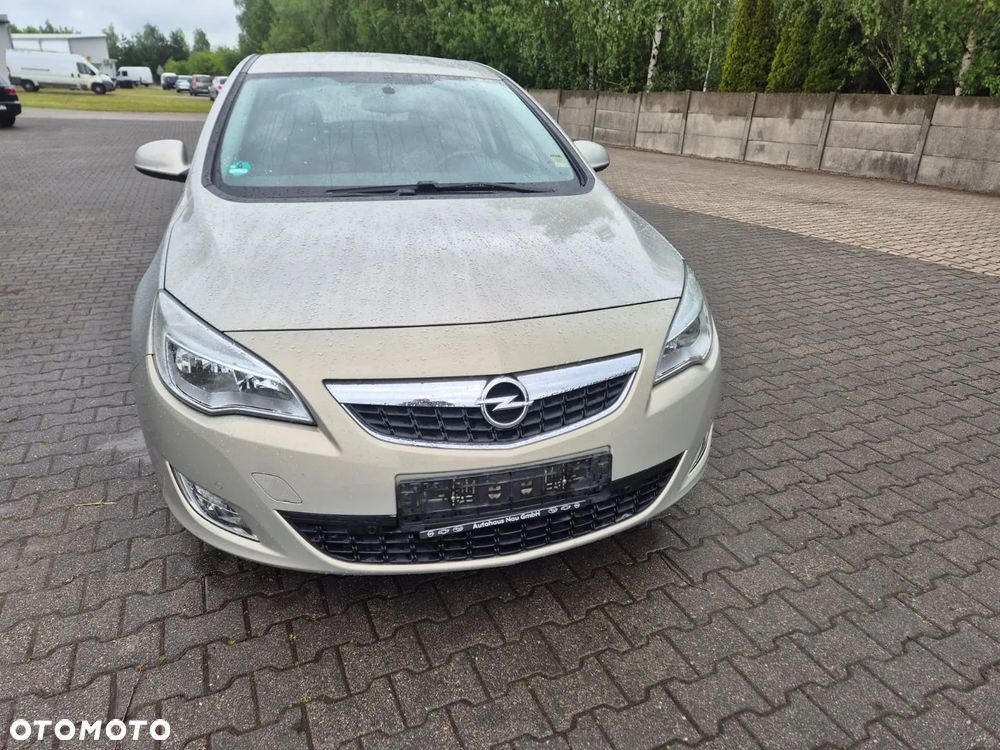 Opel Astra - 12
