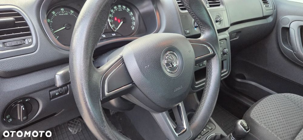 Skoda Fabia 1.2 TSI Ambiente - 27