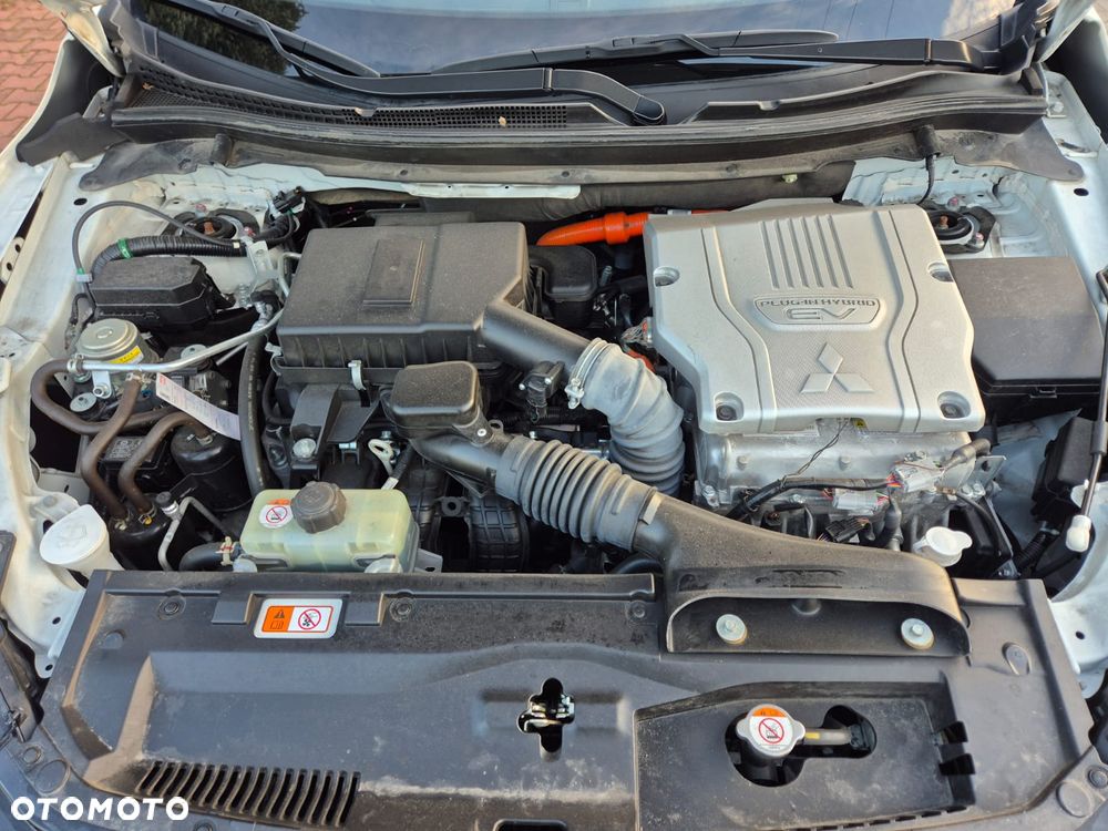 Mitsubishi Eclipse Cross 4WD Plus - 31