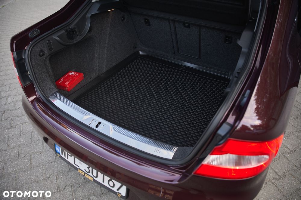 Skoda Superb 1.4 TSI Business - 22