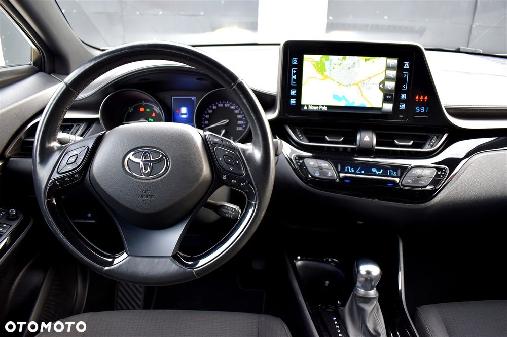 Toyota C-HR Style Selection - 24