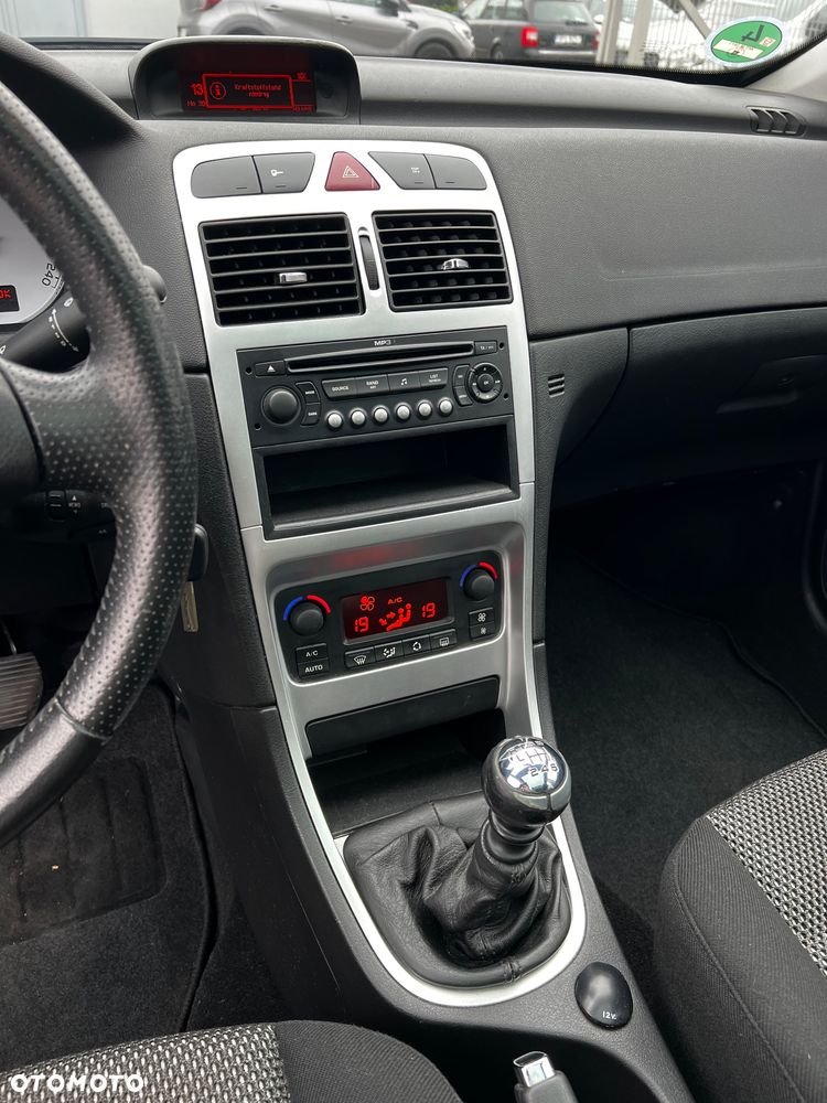 Peugeot 307 HDi 135 Premium - 13
