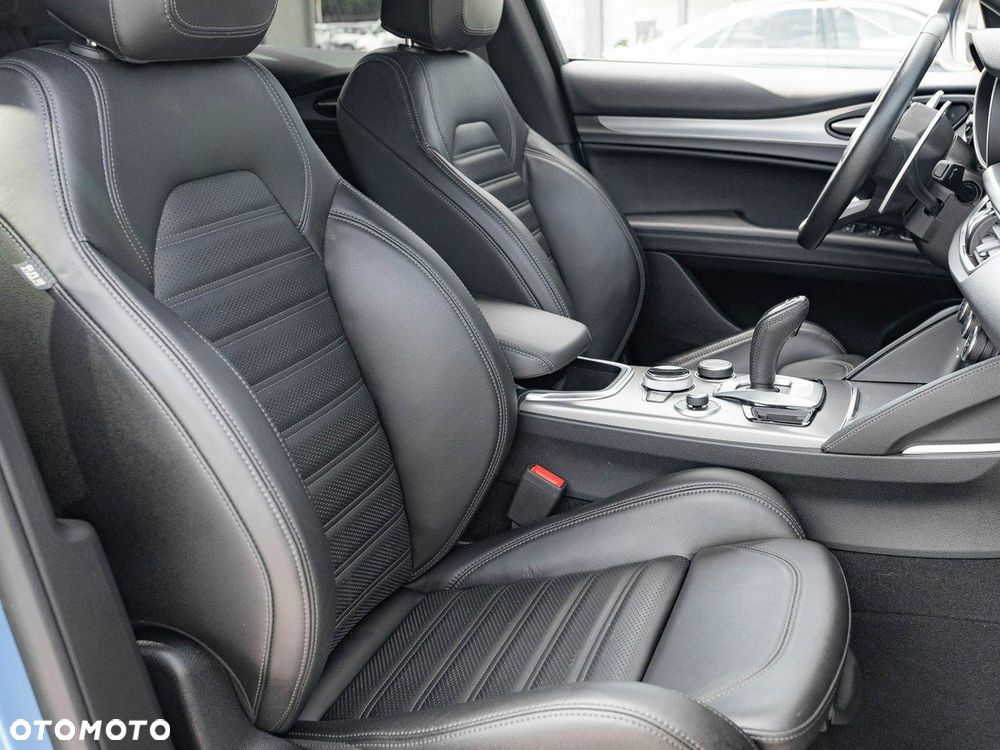 Alfa Romeo Stelvio 2.0 Turbo Veloce Q4 - 33