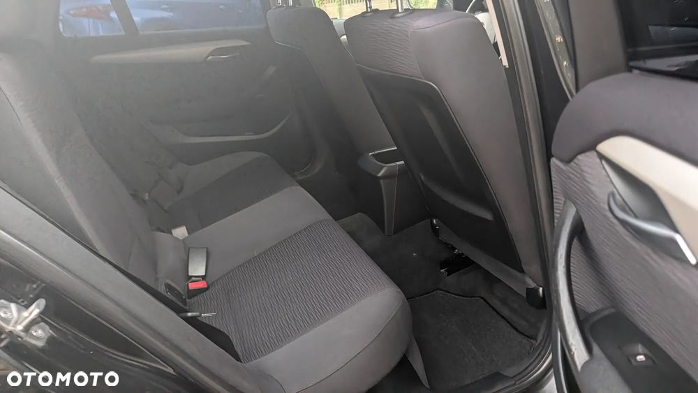 BMW X1 xDrive20d - 8