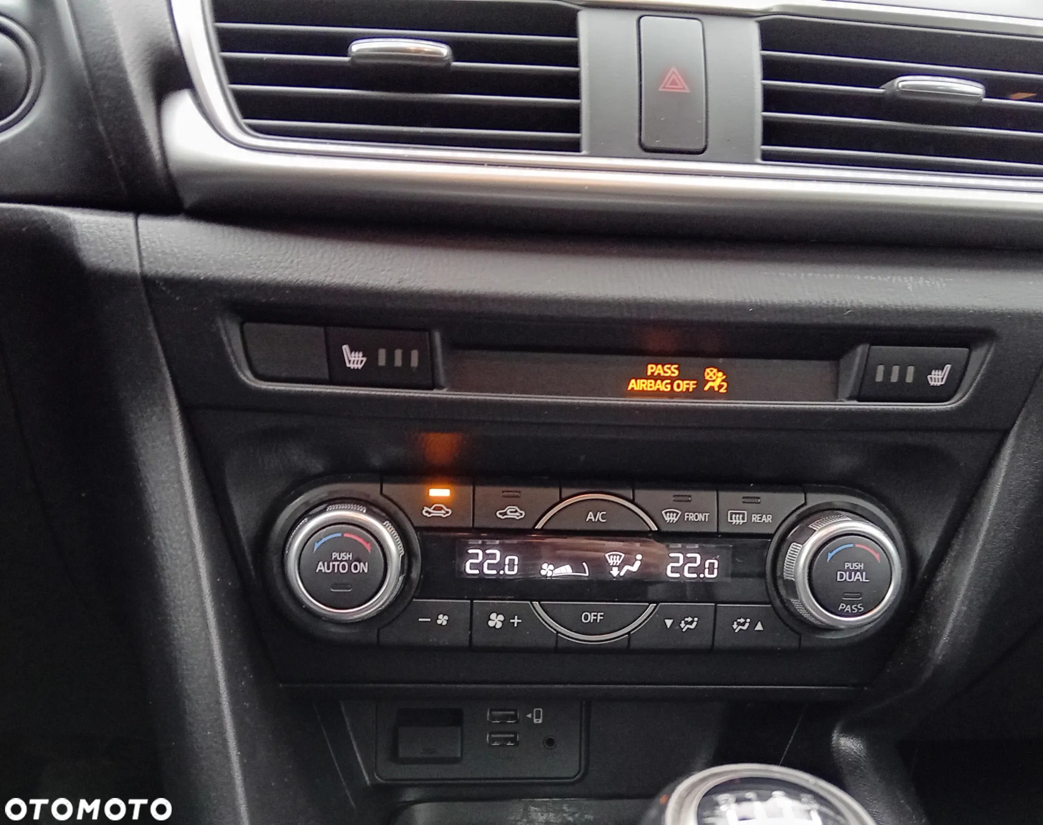 Mazda 3 - 12
