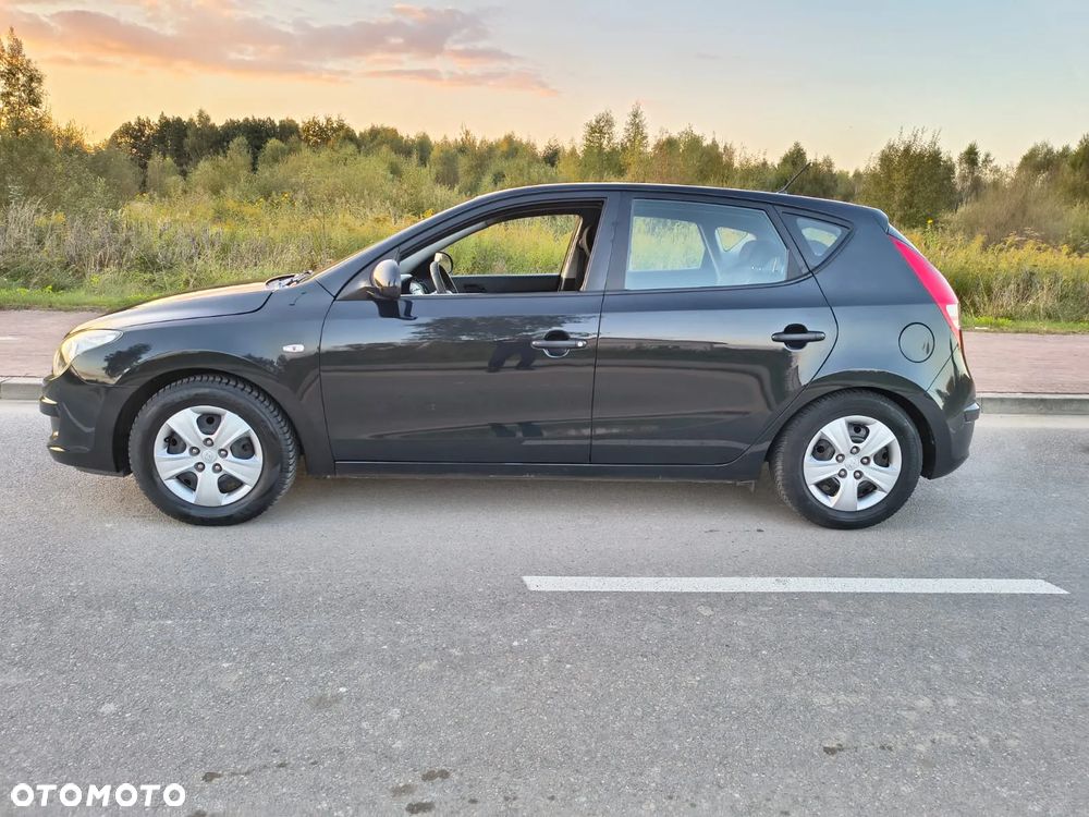 Hyundai i30 1.4 Comfort - 2