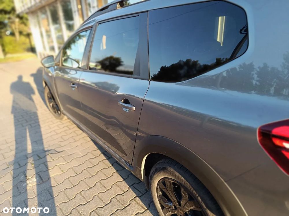 Dacia Jogger 1.6 Full Hybrid 140 Extreme MMT - 12