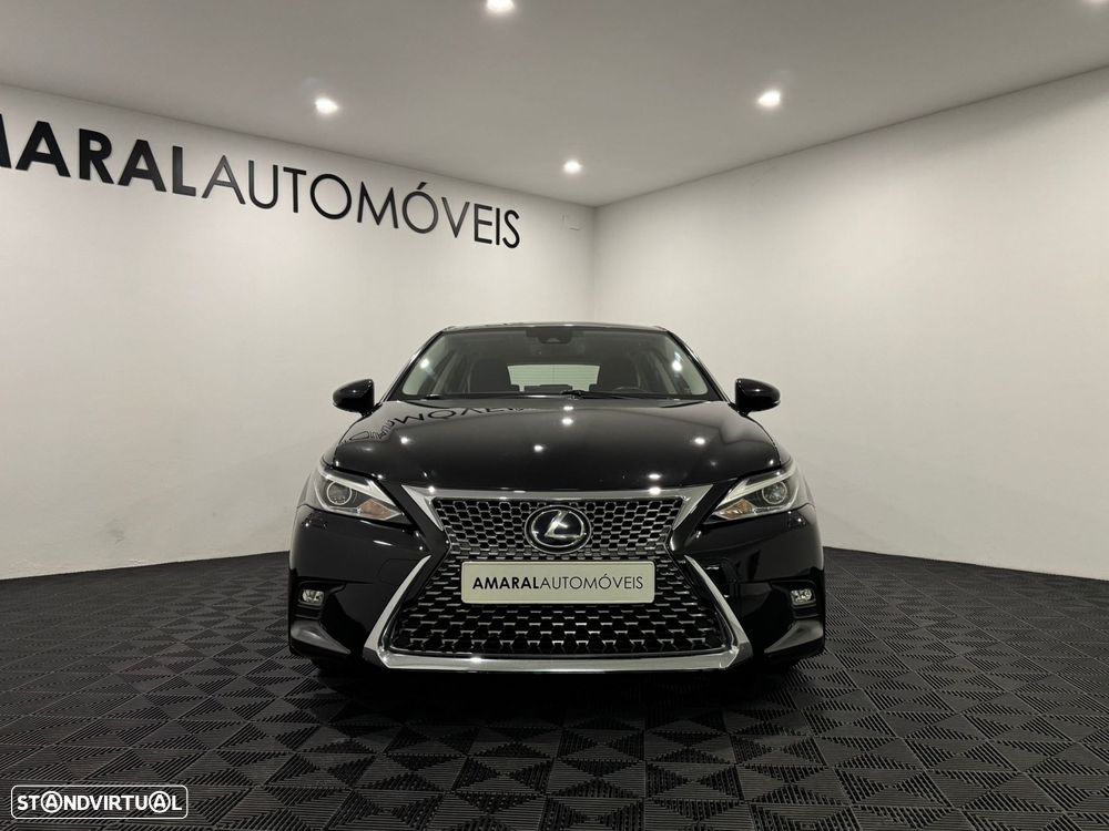 Lexus CT 200h Luxury - 3