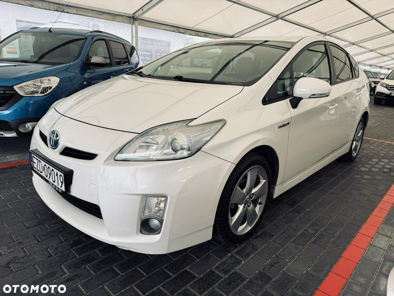 Toyota Prius - 5