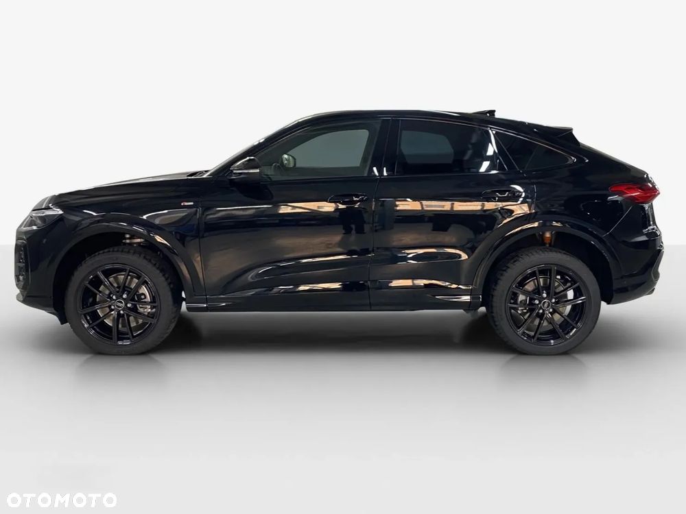 Audi Q5 Sportback - 12