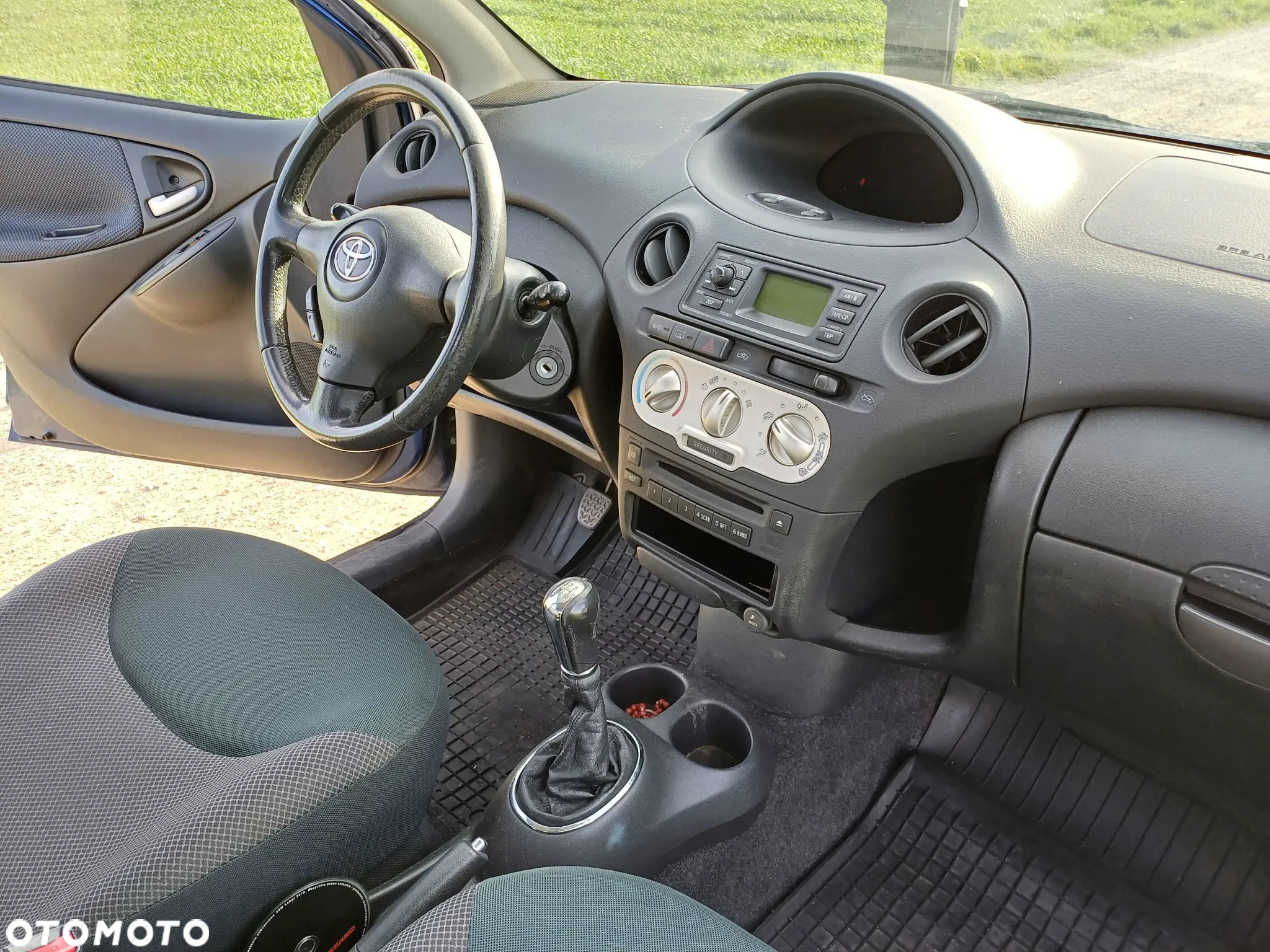 Toyota Yaris 1.4 D-4D - 19
