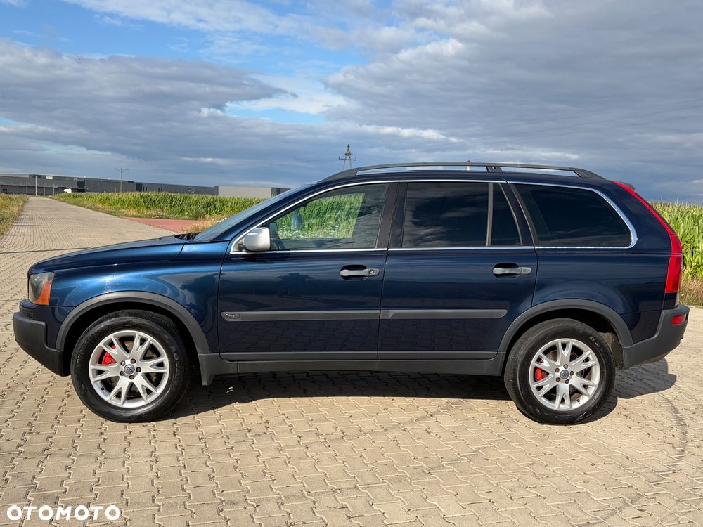 Volvo XC 90 2.4 D5 - 12