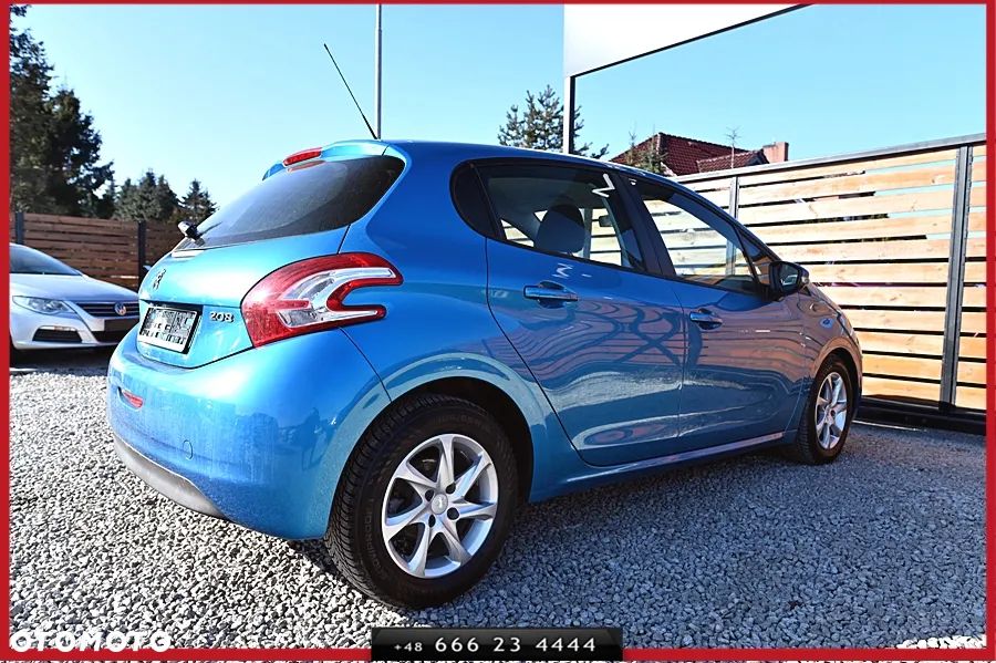 Peugeot 208 1.4 VTi Allure - 12