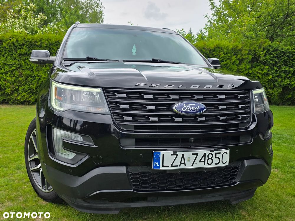 Ford Explorer - 13