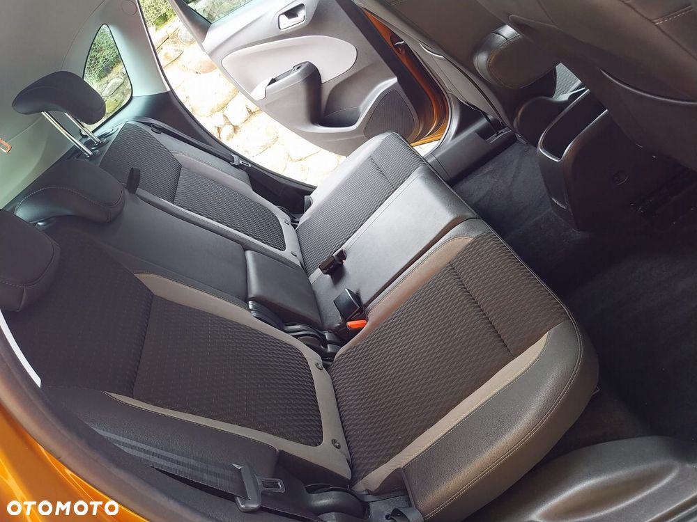 Opel Crossland X - 25