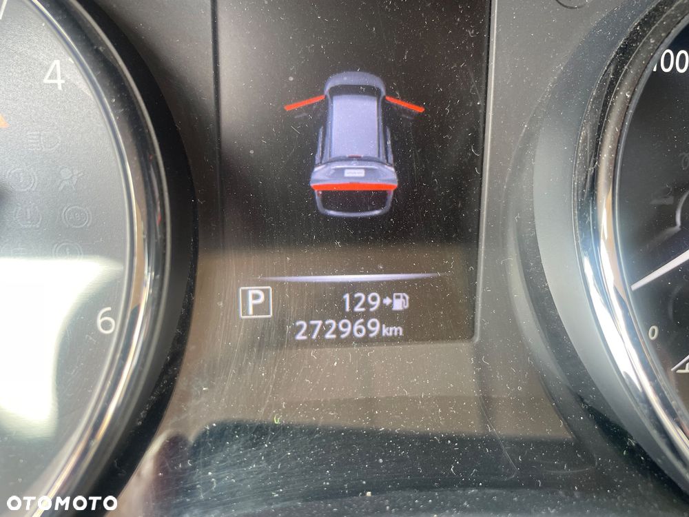 Nissan X-Trail 2.0 dCi N-Connecta 2WD Xtronic - 16