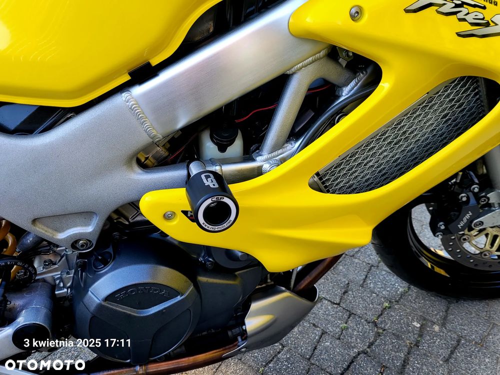 Honda VTR - 21