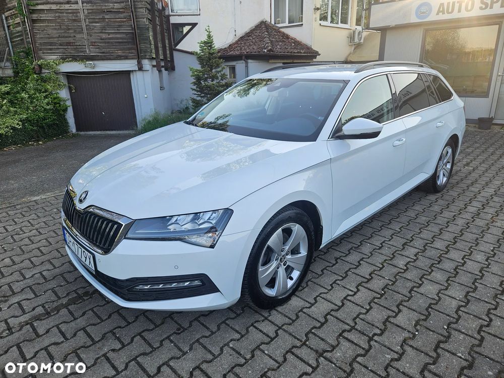 Skoda Superb 2.0 TDI DSG Ambition - 1