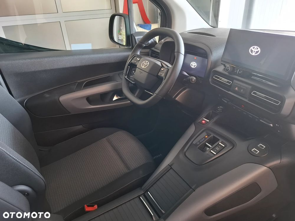 Toyota Proace City Verso 1.5 D-4D VIP - 8