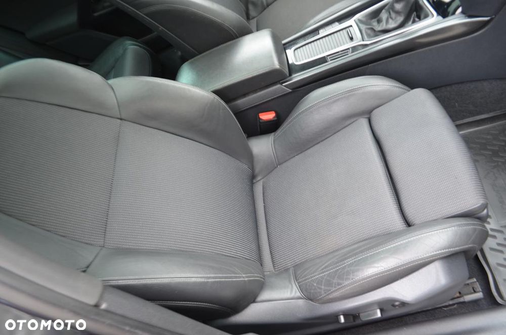 Peugeot 508 HDi FAP 140 Allure - 27