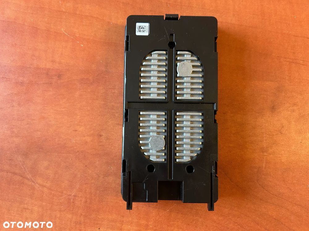 ŁADOWARKA INDUKCYJNA 4N0035502B AUDI - 2