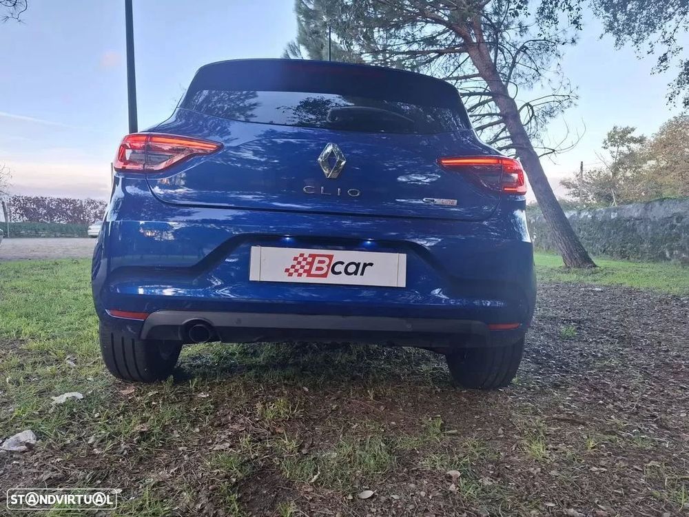 Renault Clio 1.5 Blue dCi Techno — fotografia 10